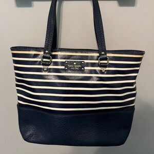 kate spade Navy and White Groove Court Abuela Tote Bag